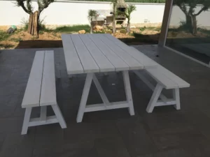 Tavoli e panchine da esterno
